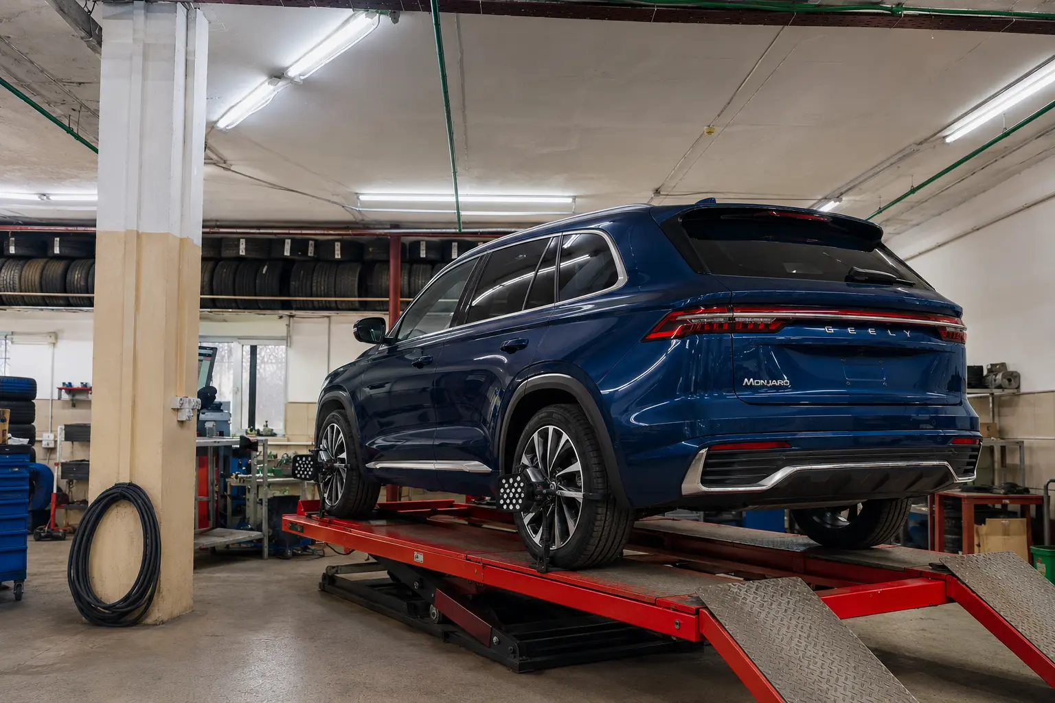 Автомобиль Geely Monjaro
